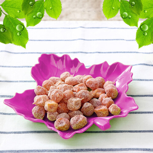 Candy-Colored Plastic Fruit Tray with Maple Leaf Design 1
