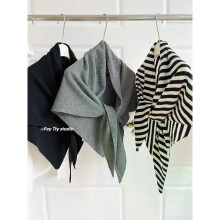 100% Wool British Triangle Scarf Luxe Versatile Super Cozy Scarf Women Winter Comfortable Gentle Sweet Korean Scarf