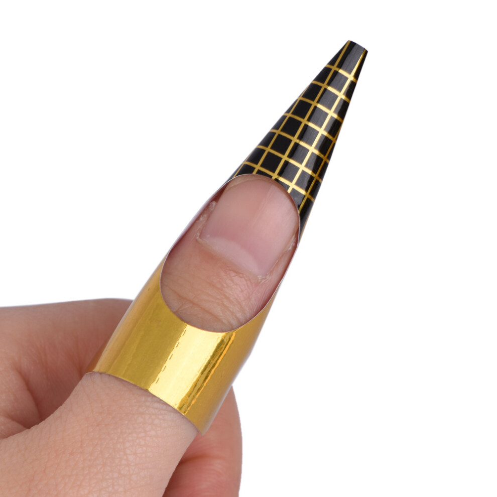 Self-Adhesive Nail Forms for Manicure