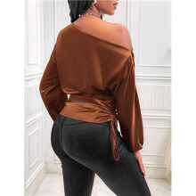 Satijnen Tops voor Dames, Off-Shoulder, Lange Mouwen, Elegante Blouses, Casual, Asymmetrische Halslijn, Zijden Kantoorshirts Bruin M