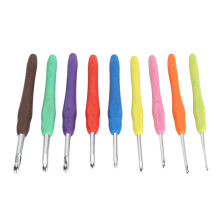 9-teiliges Set bunter Häkelnadeln 2,0–6,0 mm, 14 cm