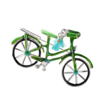Creatieve, op fietsen geïnspireerde pin in groen Sportieve