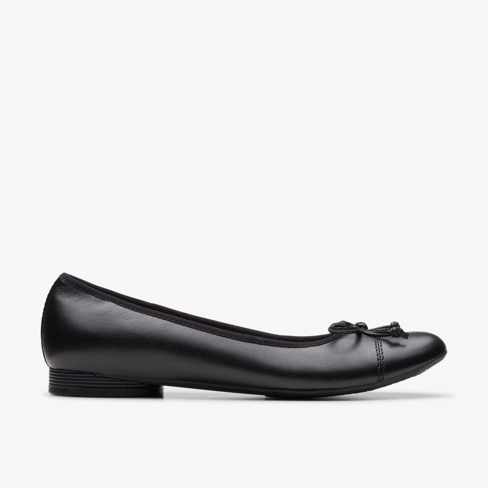 Clarks (Fit Type[Shoes], Shoe Size) Loreleigh Rae Black Leather