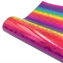 Bunte, selbstklebende PVC-Folie, geeignet für Schneidemaschinen und andere Schneidgeräte.