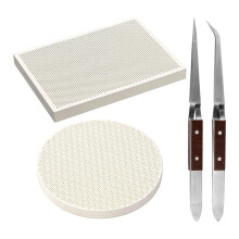 4 Pièces Bloc de Soudage Plaque en Céramique Nid D'Abeille, Bloc de Four à Quartz Thermique Brique Isolante pour le Soudage de Bijoux, le Forgeage