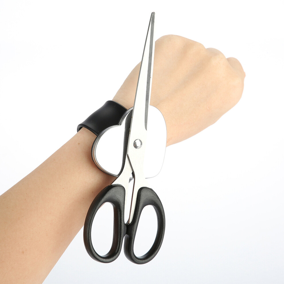 Bendable Magnetic Wristband for Salon Tools