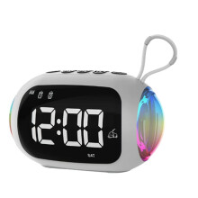 Despertador Portátil, Rádio FM, Alto-Falantes , Luz Colorida, Subwoofer com Tela Escurecida, Alarme Duplo, Tocador de Música, B