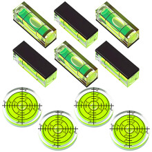 Magnetisches Wasserwaagen-Werkzeug für technische Anwendungen.