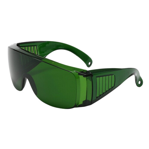 Lunettes légères pour les techniciens de beauté pendant les-vert
