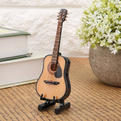 Small Wooden Guitar Model Decoration 1