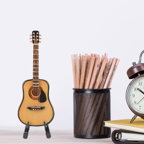 Small Wooden Guitar Model Decoration