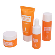 Vitamin-C-Gesichtspflegeset 4-teilig 30ml/30ml/10ml/0,5oz