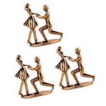 Metal Couple Figurines Sculptures Home Decors Table Ornament