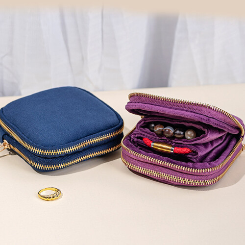 Comfortable Velvety Compact Jewelry Storage Bag Case-Purple 2