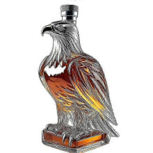 (Eagle) Geschikt voor een whiskykaraf van 350 ml. Fles in de vorm van een Amerikaanse zeearend, teckel of uil, of een adelaar.