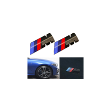 Set van 2 glanzend zwarte zelfklevende zijvleugelbadges (45 x 15 mm) voor auto's in M Sport-stijl.
