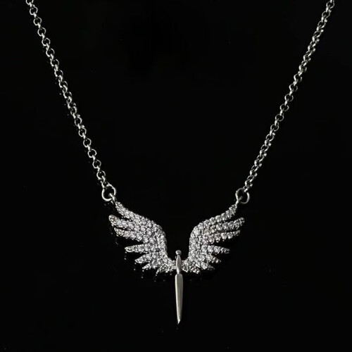 Collier pendentif en forme d'aile délicate, Look de mode, chaîne 1