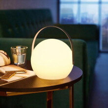 LED-tafellamp, draagbaar nachtlampje, oplaadbare draadloze LED-nachtlamp, meerkleurig, voor buiten en in de tuin.