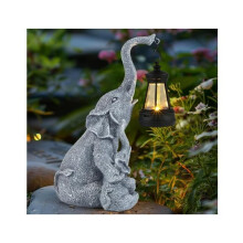 Tuinbeeld van een olifant op zonne-energie met zonnelamp, tuindecoratie met zonnelamp, tuindecoratie, buitendecoratie