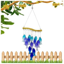 Atemberaubendes blaues Glas-Windspiel: eine wunderschöne Hängedekoration für Terrassen, Veranden und Balkone, ideal für Außenbereiche.