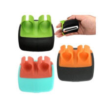 Palmenfruchtschäler – Fingerschäler – Edelstahl – Gummi – Modernes Design