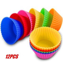 Set mit 12 Silikonformen für Muffins, Cupcakes, runde Kuchen und Wackelpudding – Turm