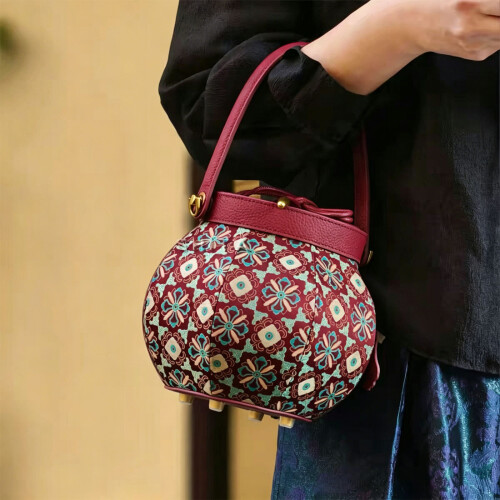 Chinese Themed PU Carryall With Inner Section Great-Light Brown 2