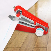 Naaimachine - Draagbaar - Handmatige bediening - Eenvoudige naaigereedschappen - Rode kleur