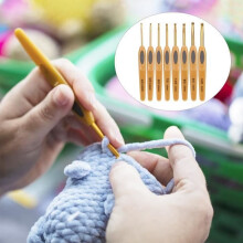 Zerodis 8-Piece Ergonomic Crochet Hook Set - Aluminum Knitting Needles - Plastic Handle - Brown
