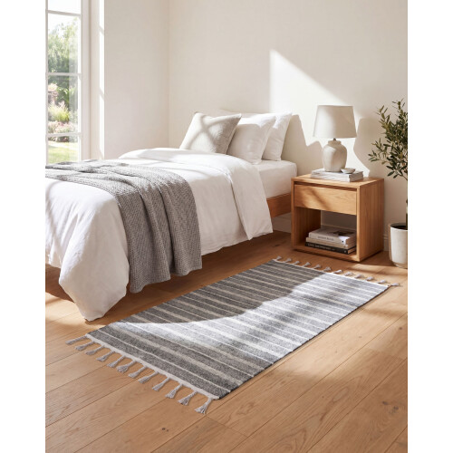 Beliani Rug BADEMLI Off-White 80 x 150 cm 1