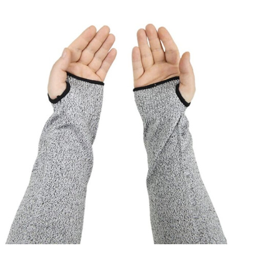 2 cut-resistant cuffs