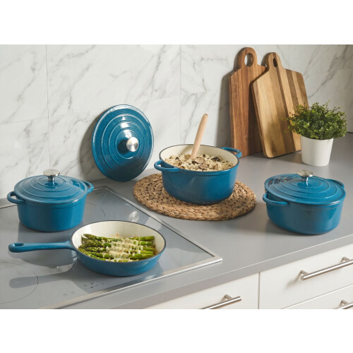 Beliani 7 Piece Cast Iron Set CASTORA Blue 1