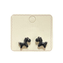 Clous d'oreilles élégants en émail, thème cheval de dessin-noir