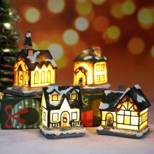 Light-Up Christmas Village Miniature House with Figures, 4-Piece Set, 4.5 cm, Odipie