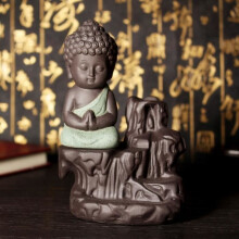 Keraaminen suitsukepoltin buddhalaisuuskirkon munkkikoriste VIHREÄ