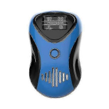 Powerful Bat and Squirrel Repellent with LCD Display - Indoor/Outdoor Electronic Ultrasonic Pest Repeller with Electromagnetic Waves - Plug-In Device