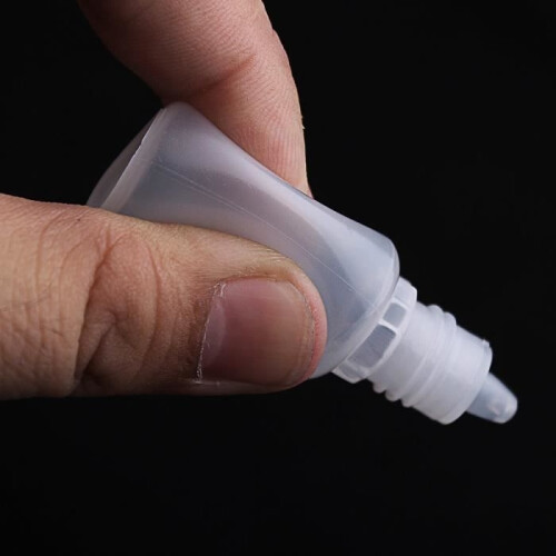 50PCS 10ml Empty Plastic Dropper Bottles for Eye Liquid Safety 2