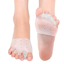 Gel teenspreiders en hallux valgus corrector met middenvoetkussentjes. Voorvoetkussen helpt eeltvorming te voorkomen.