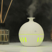 Wood Grain Usb Humidifier With Compatible Remote Control, Seven-Color Hollowed-Out Aromatherapy Lamp, And Alcohol Sprayer (White-2) :HC0372G Surprise