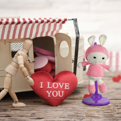 20Pcs ABS Adjustable Doll Display Stands Assorted Color Stable Holders 2