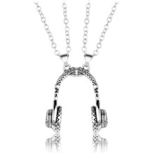 2PCS Unique BFF Necklaces, Friendship Magnetic Necklaces 3D Headset Pendant, Best Friends Matching Necklaces for 2, Friendship