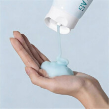 250ml Leave-In Hair Mask with Anti-Frizz and Hydrating Formula for Strong, Smooth, and Lustrous Hair