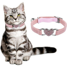 Hartvormige kattenhalsband met belletje, verstelbare kittenhalsband met veiligheidsgesp en strass-steentjes, roze