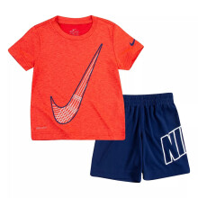 Nike Jongens Dri-FIT Korte Mouwen Dropsets T-Shirt en Shorts Set (Blauw/Rood, 7 Jaar)