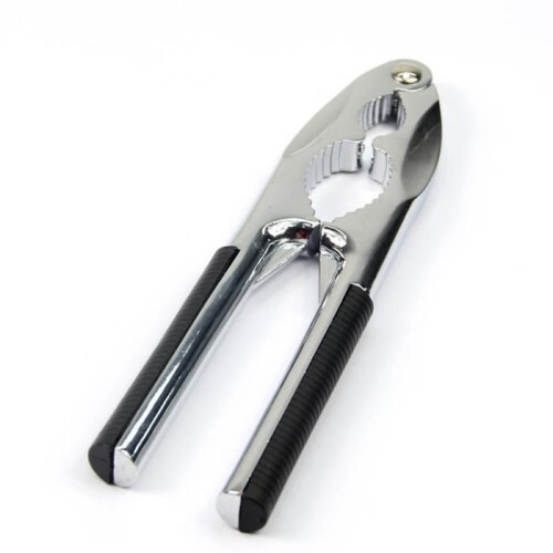 Zinc Alloy Nut Cracker with Non Slip Handle Black Kitchen Tool for Walnuts and Pecans 2