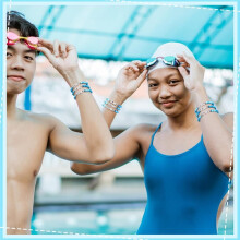 Swim Bracelet Gifts Bulk Kit, Swimmer Beaded Bracelet for Teen Swim Accessories for Team Teen Swimmer Team Kids 24PCS