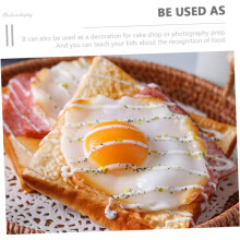 Toast Model Simulates Bread Decoration, A Realistic Food Prop with A Realistic Touch, Suitable for Display in Stores