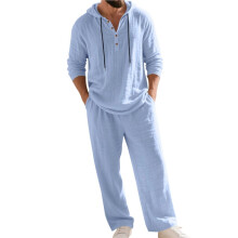 Completo da Uomo In Misto Lino Composto da Due Pezzi: Maglia Henley con Cappuccio e Pantaloni A Gamba Larga con Coulisse Azzurro S