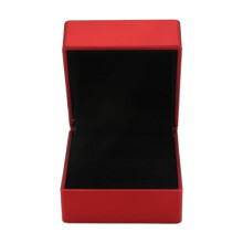 Ringar Display Box FöRvaring Mjuk Sammetsbricka Fodral HåLlare Stand Display FöRvaringsbox Visa Smycken Organizer LED-Ljus Ring Box RöD