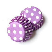 -Kuchenförmchen mit Punktmuster, 2,5 cm Große Papierförmchen für Muffins, Ideal für Sahnetorten, Cupcakes und Gebäck.